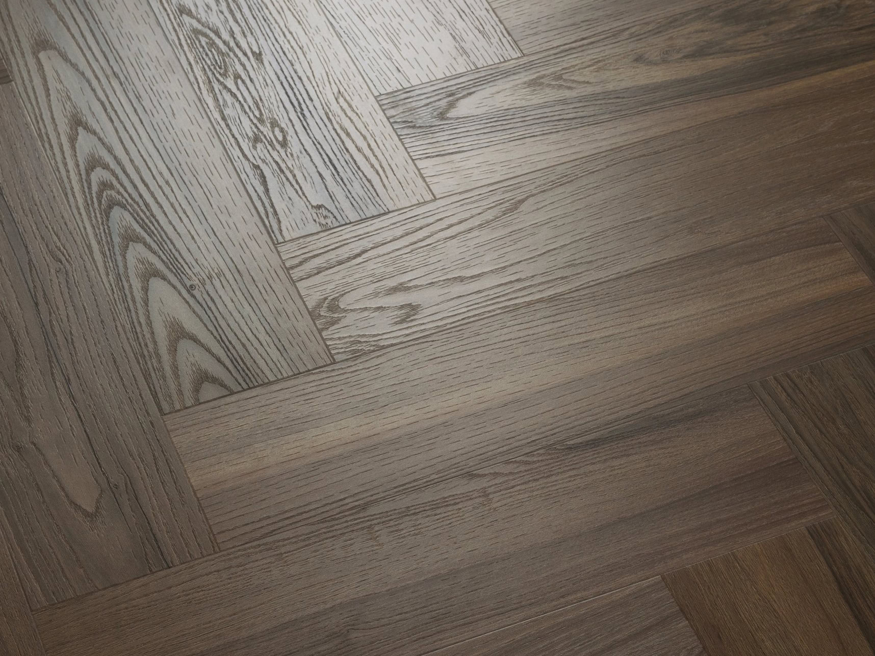 Vinylová podlaha COREtec Naturals HBE Herringbone Juglans – ukázka detailu dekoru